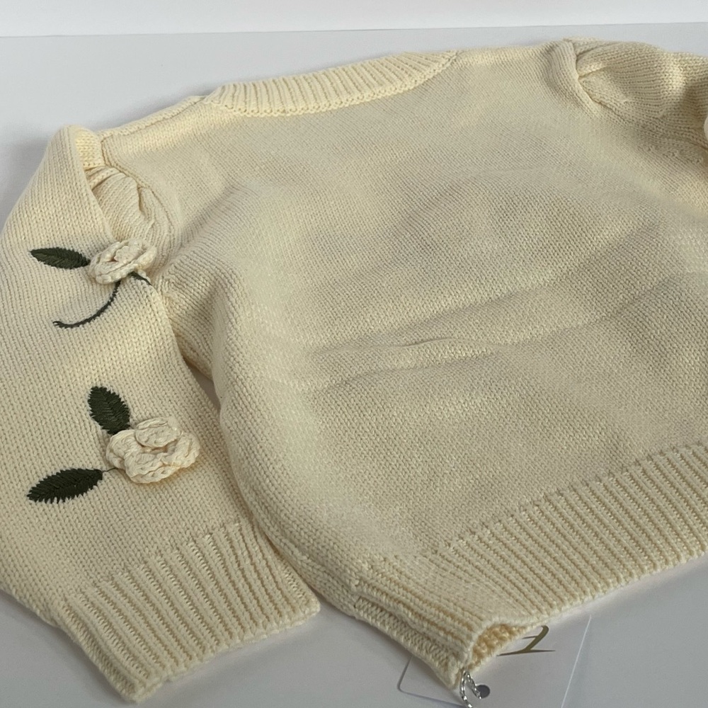 NWT. 2CUTE Floral Sweater - Picture 5 of 10